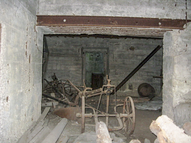 Ligne Maginot - CEZF-4 - SARRE UNION NORD-EST - (Casemate d'infanterie - Double) - L'intérieur - Christian LENHARD