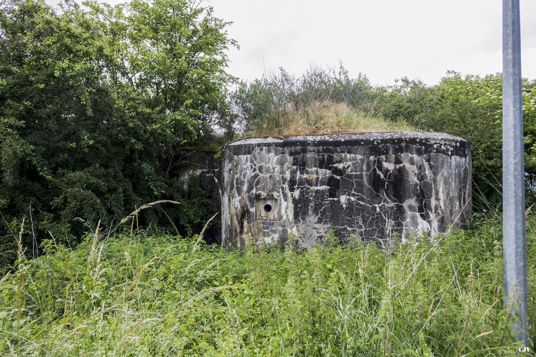 Ligne Maginot - M123 - VILLACH - (Blockhaus pour arme infanterie) - L'entrée - Lia VERMEULEN