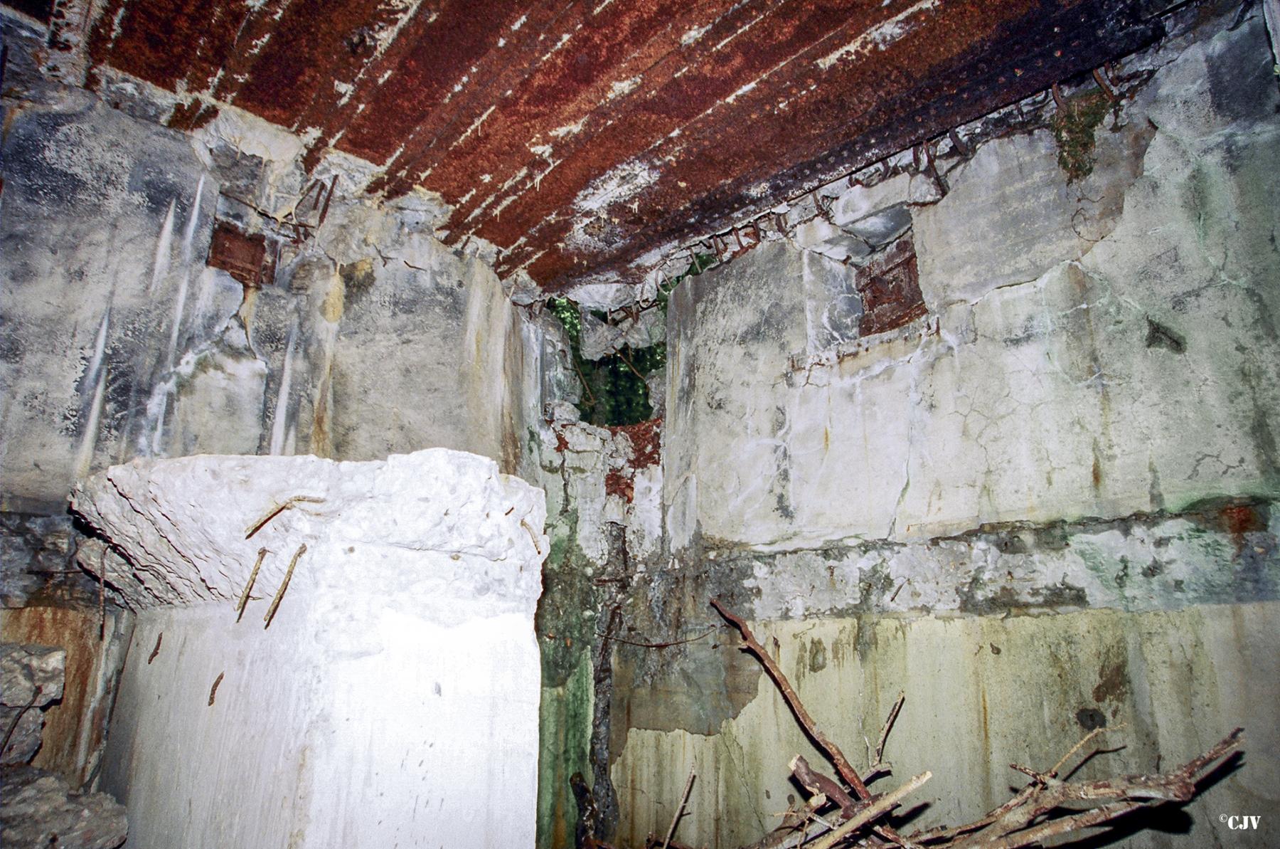 Ligne Maginot - A6B - KALMERICH (CM6 - II/174° RMIF - SOUS-QUARTIER KALMERICH) - (PC de Sous-Quartier) -  - Lia VERMEULEN