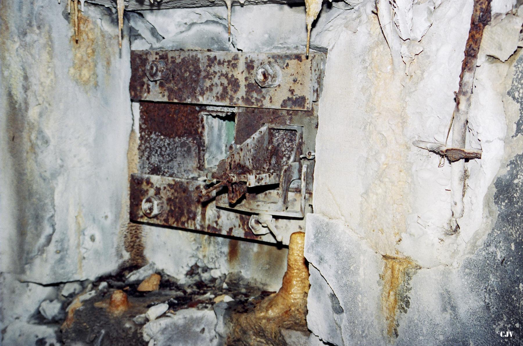Ligne Maginot - A6B - KALMERICH (CM6 - II/174° RMIF - SOUS-QUARTIER KALMERICH) - (PC de Sous-Quartier) -  - Lia VERMEULEN