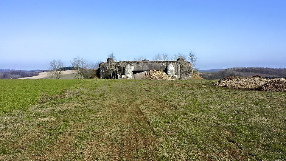 Ligne Maginot - GUERLETTE - (Casemate d'infanterie - double) -  - LALA Raymond