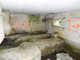 Ligne Maginot - C - OUEST DE FRENOIS - (Blockhaus pour canon) - Face gauche, créneau AC