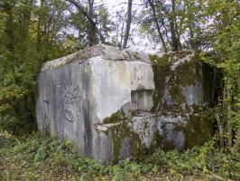 Ligne Maginot - 300 - CANAL DES ARDENNES - (Blockhaus pour arme infanterie) - L'arrière et face droite