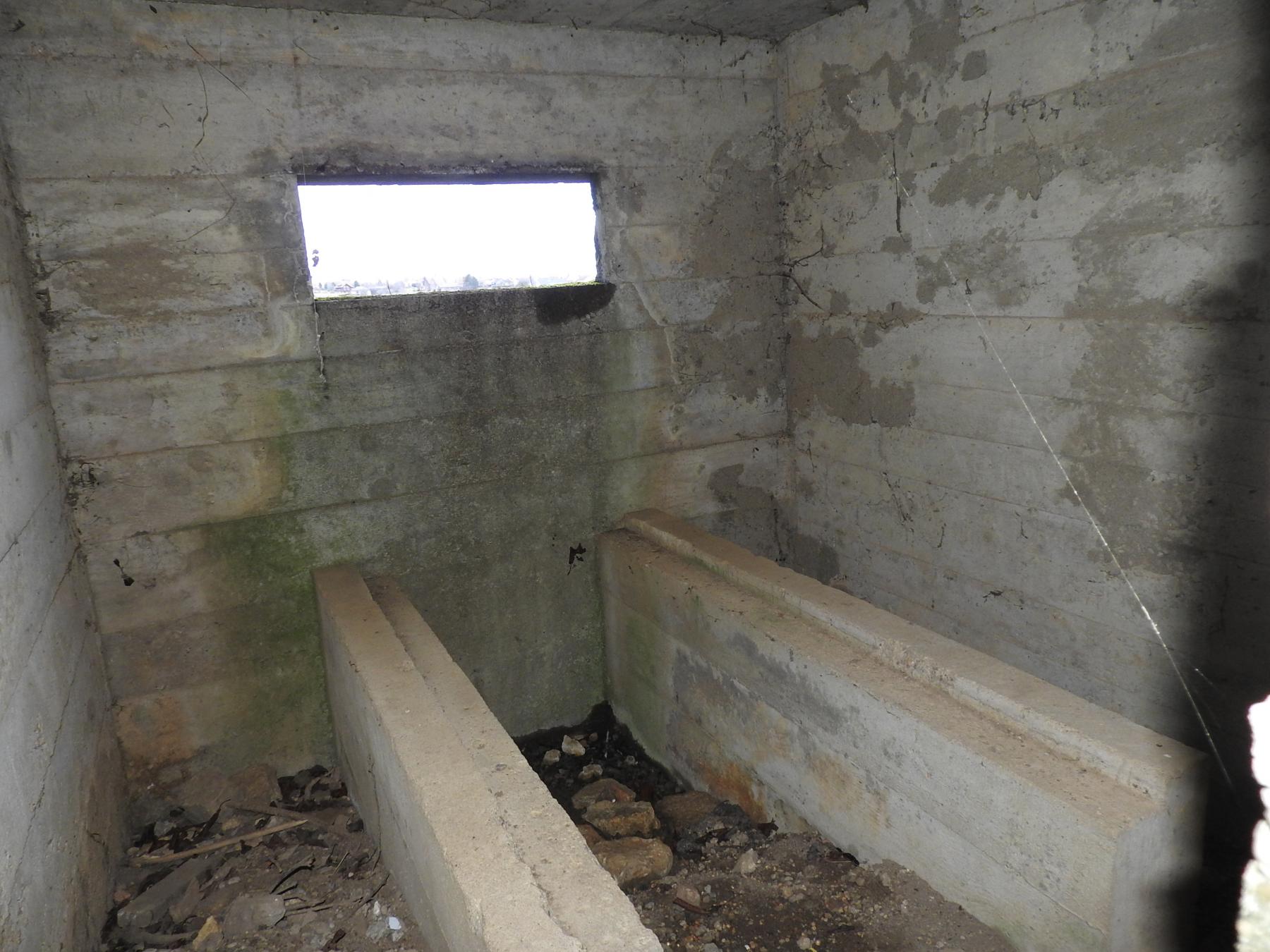 Ligne Maginot - HILLEN OUEST - (Blockhaus pour arme infanterie) - L'intérieur du blockhaus. - STENGER Mathieu
