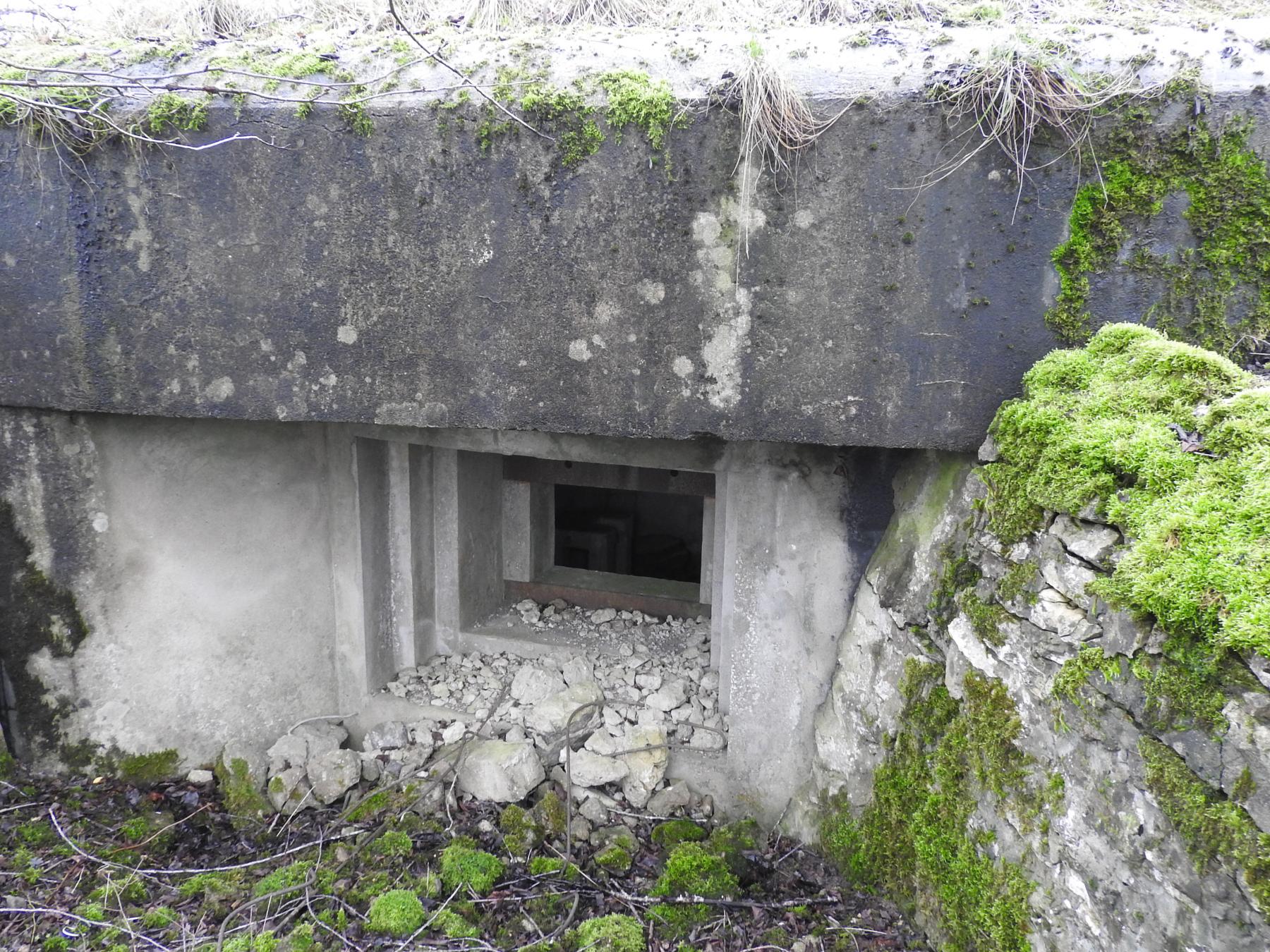 Ligne Maginot - WOLFSREDGEN EST - (Blockhaus pour canon) - L'embrasure du canon anti-char. - STENGER Mathieu