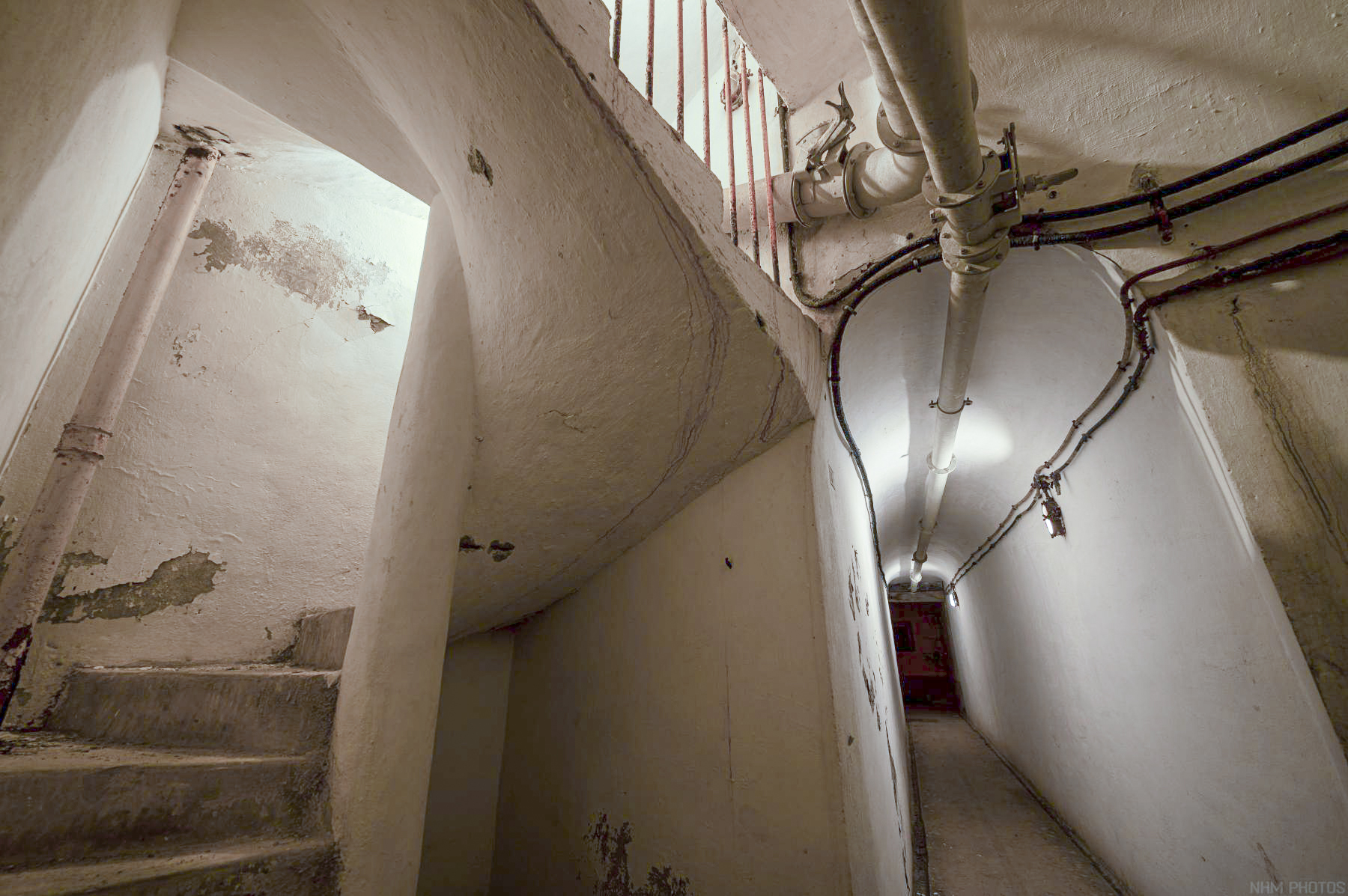 Ligne Maginot - JANUS - (Ouvrage d'artillerie) - Bloc 4
Escalier vers le bloc - Nicolas GUTH