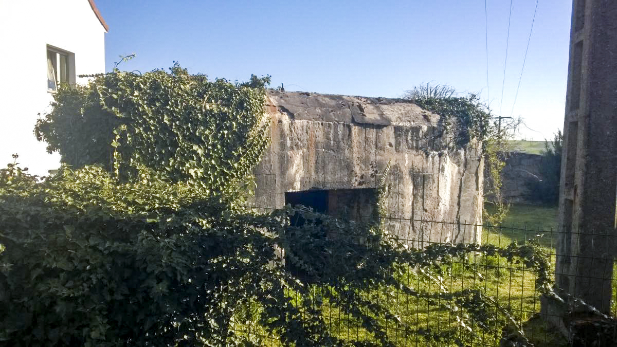 Ligne Maginot - C11 - USINE ELECTRIQUE 2 - (Blockhaus pour canon) - Sur terrain privé aujourd’hui - jin jac