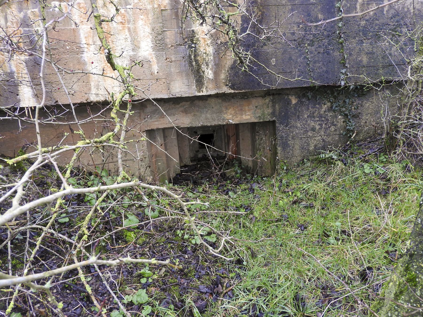 Ligne Maginot - GEBELSWIESE 1 - (Blockhaus pour canon) - Le créneaux Sud-sud-est. - STENGER Mathieu