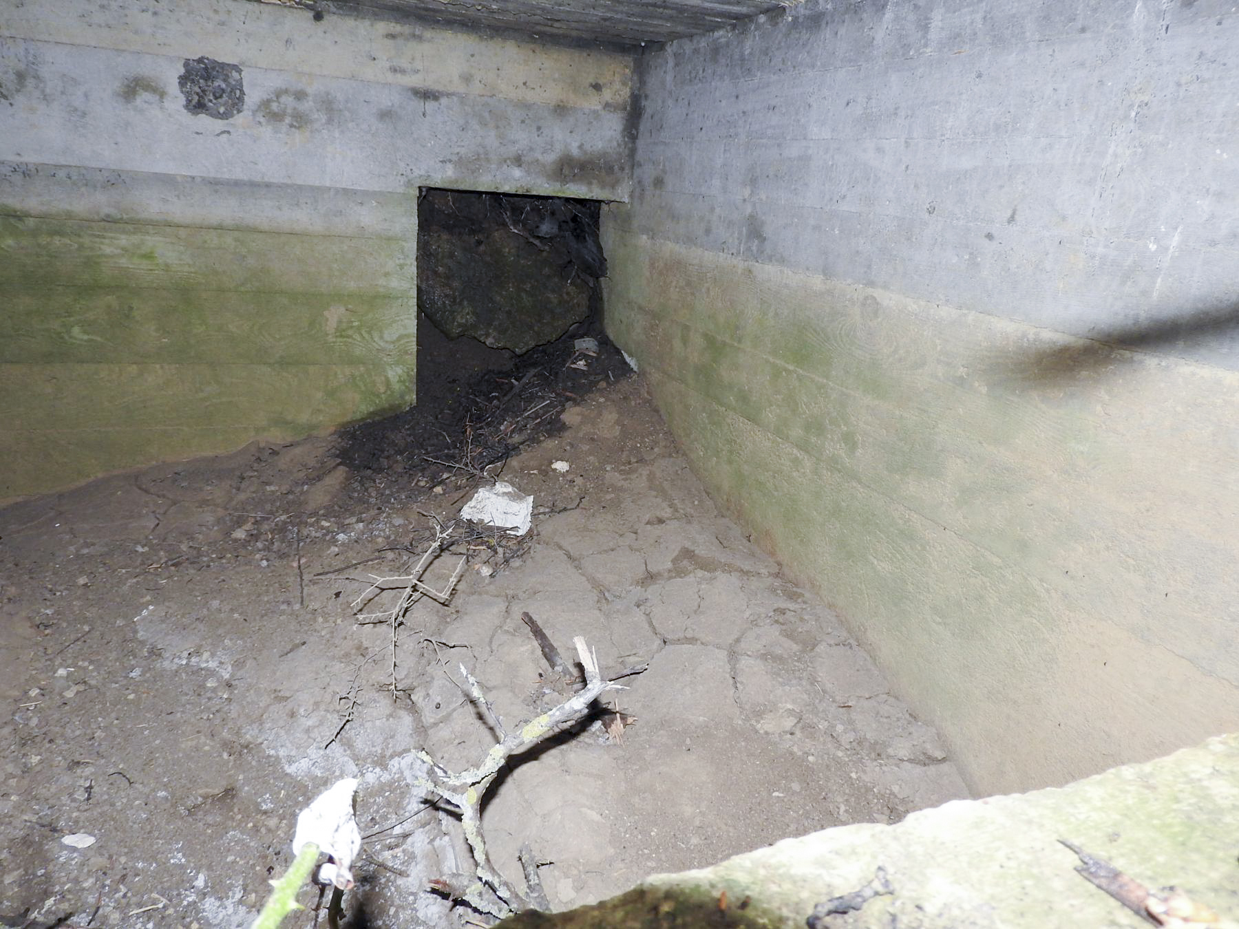 Ligne Maginot - ESCHER EST - (Blockhaus pour arme infanterie) - L'intérieur du blockhaus. - STENGER Mathieu