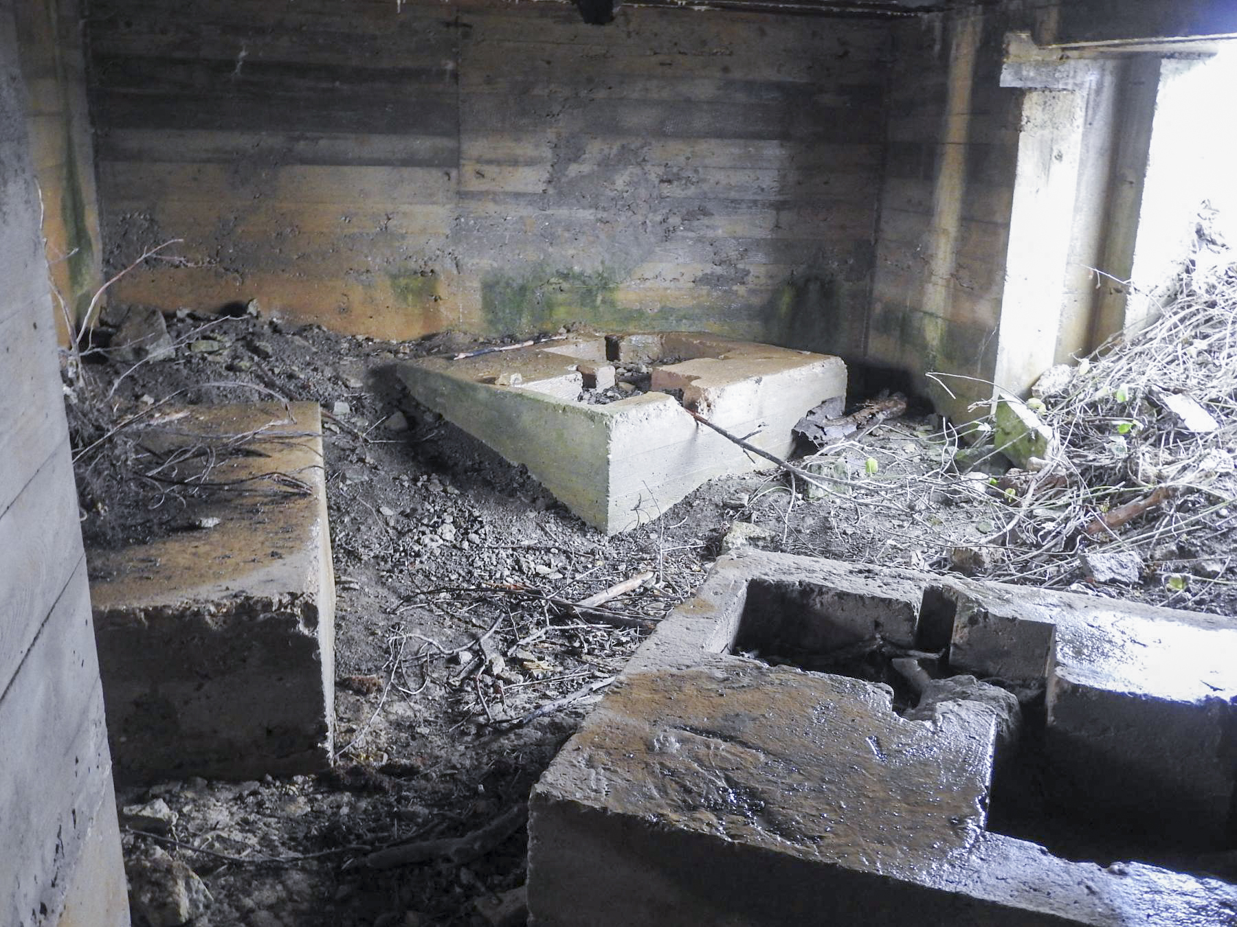 Ligne Maginot - MITTELSMUEHLE OUEST - (Blockhaus pour canon) - La chambre de tir pour le canon anti-char. - STENGER Mathieu