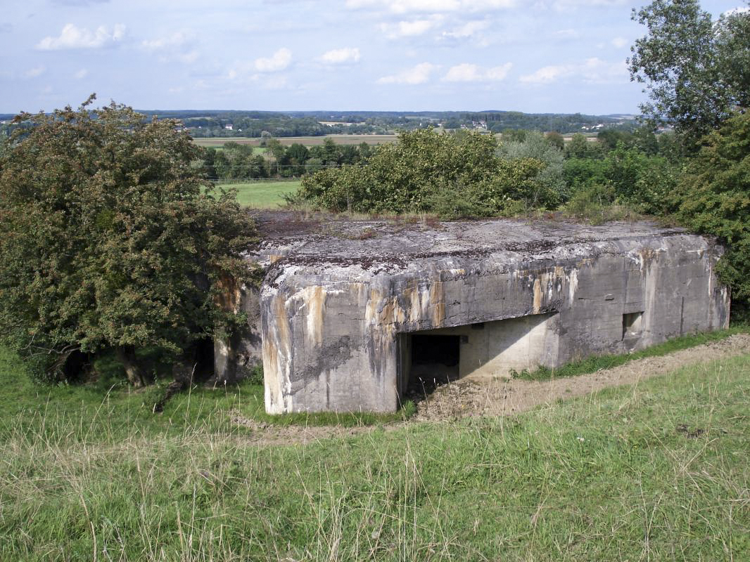 Ligne Maginot - 106 - PONT-MAUGIS - (Blockhaus lourd type STG / STG-FCR - Double) - L'arrière - R Tucker