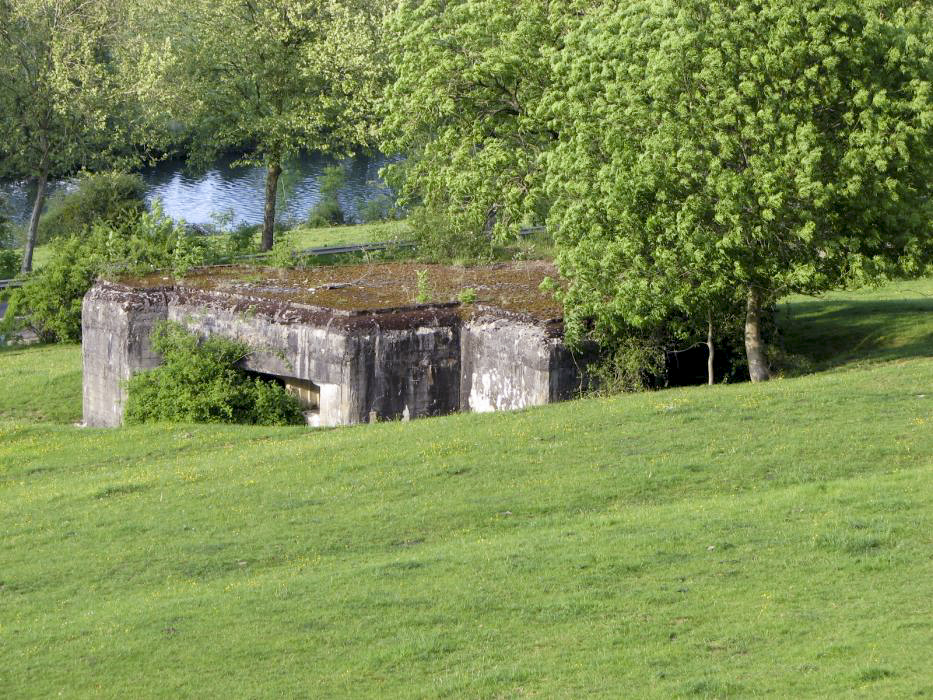 Ligne Maginot - 102 - FOSSE COLIN NOIZET - (Blockhaus lourd type STG / STG-FCR - Double) - Vue de l'arrière - J-F ALTHAUS - MMHA