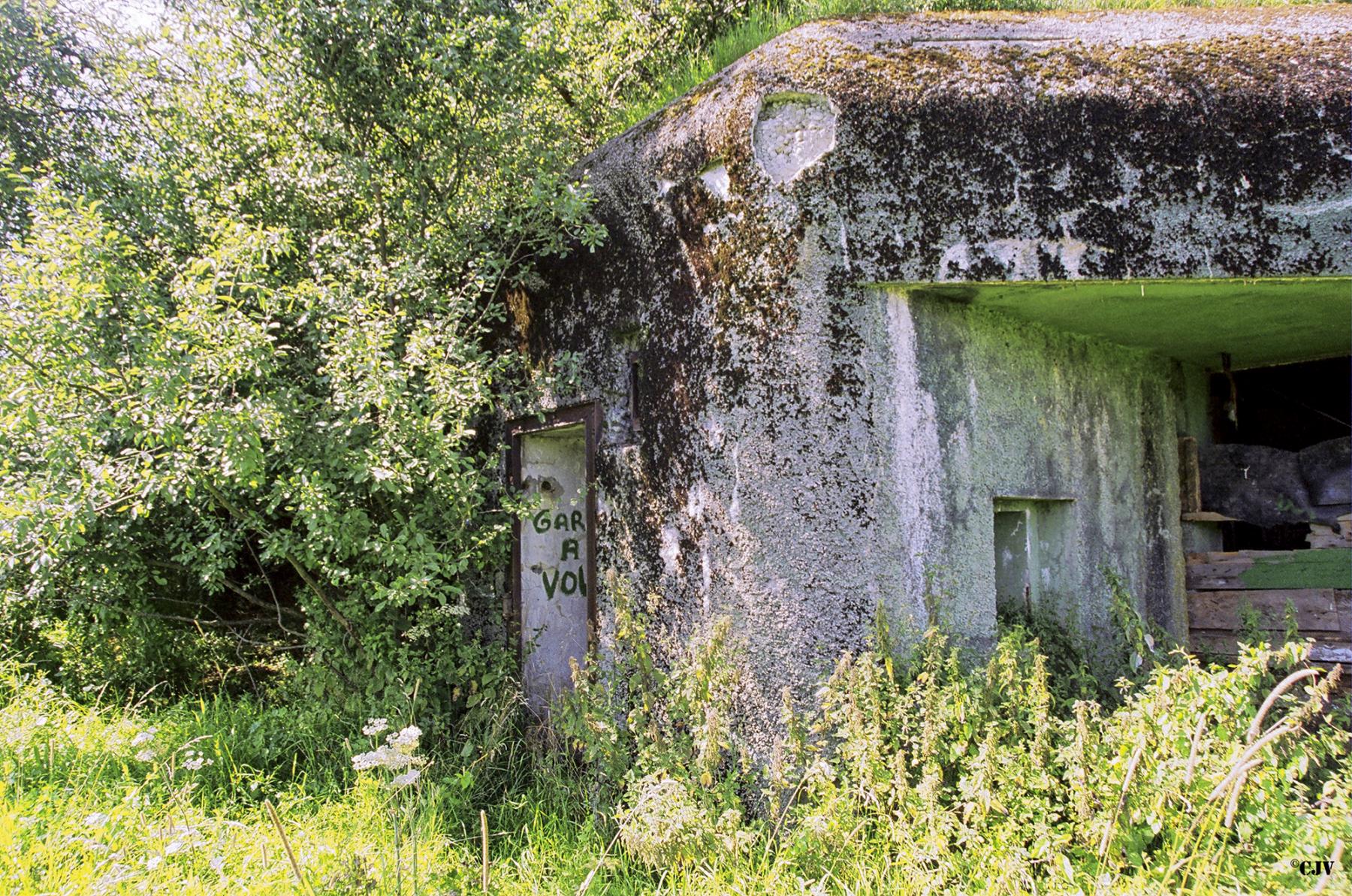 Ligne Maginot - GRAND PAQUIS - (Casemate d'artillerie) - Les entrées - Caspar Vermeulen