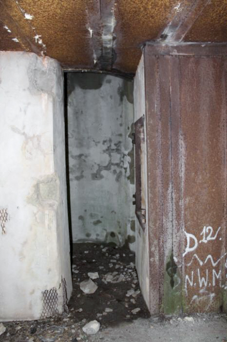 Ligne Maginot - MC30 - STG C - (Casemate d'infanterie - double) - L'accès à la cloche non posée - Christian LENHARD