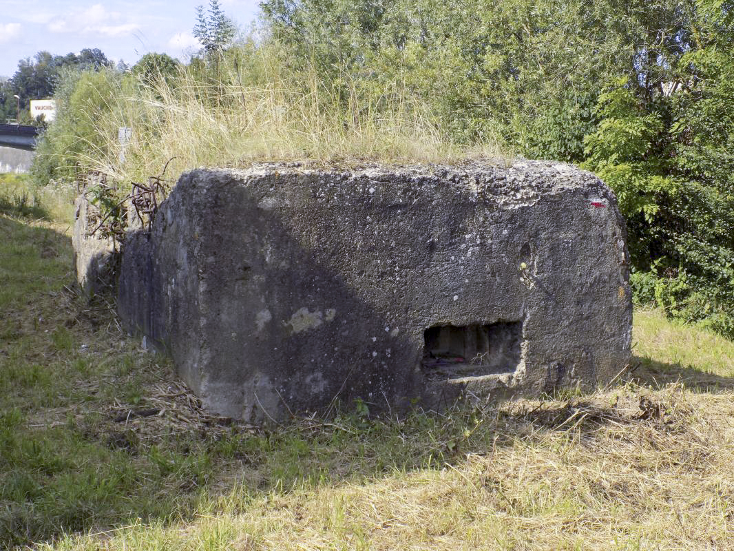 Ligne Maginot - RUE DES ECOLES - (Blockhaus pour arme infanterie) - Face droite - R Tucker