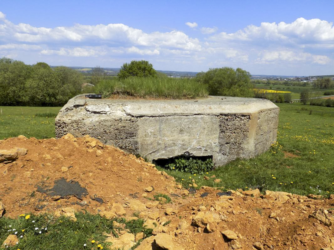 Ligne Maginot - 1C - PETIT REMILLY SUD - (Blockhaus pour canon) - L'arrière avec l'entrée AC - R Tucker