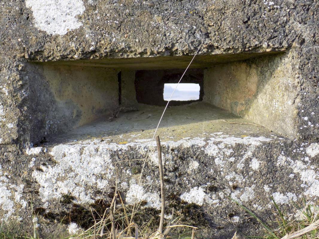 Ligne Maginot - PETIT REMILLY OUEST - (Observatoire d'infanterie) - Créneau face droite - R Tucker