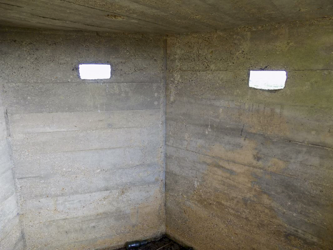 Ligne Maginot - PETIT REMILLY OUEST - (Observatoire d'infanterie) - Faces droite - R Tucker
