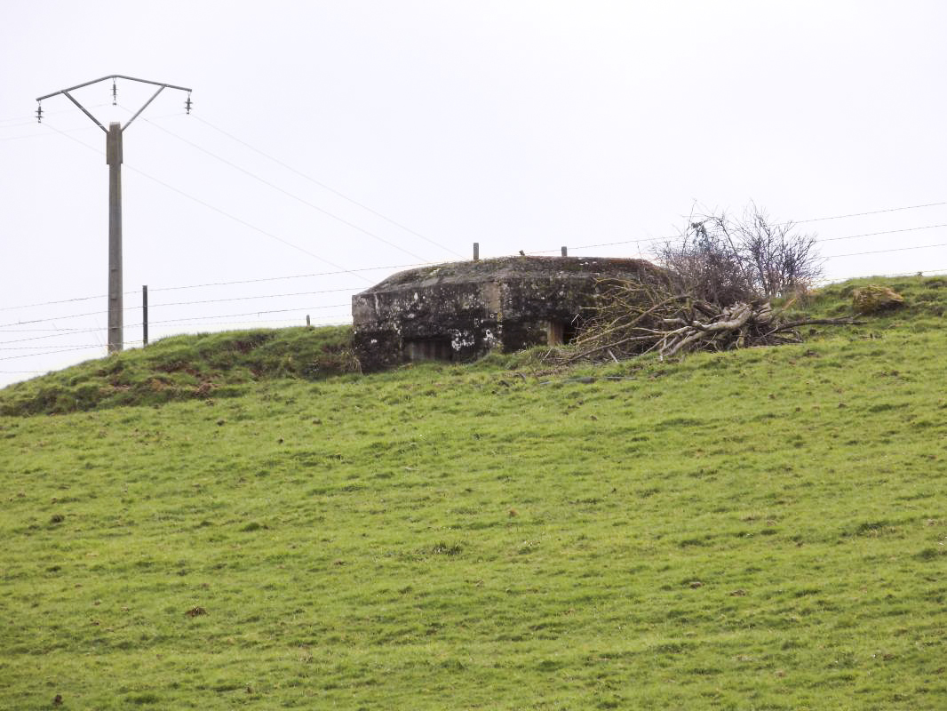 Ligne Maginot - R3 - RESERVOIR DU PAQUIS EST - (Blockhaus pour arme infanterie) - Pris de Remilly-Allicourt - R Tucker