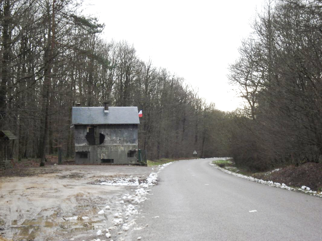 Ligne Maginot - MF10 - M - BOIS DE SAINT MENGES - (Poste GRM - Maison Forte) -  - R Tucker