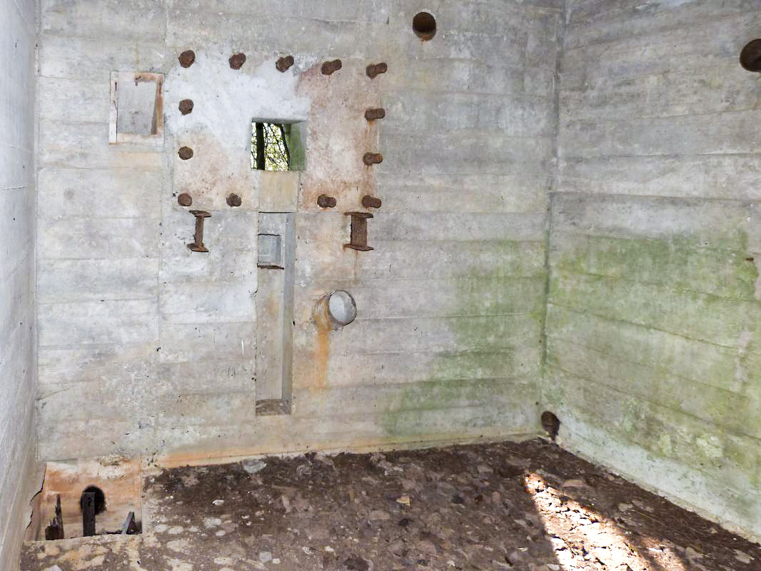 Ligne Maginot - CEZF-17 - LA MAISON DU GARDE - (Casemate d'infanterie - double) -  - JMBrams