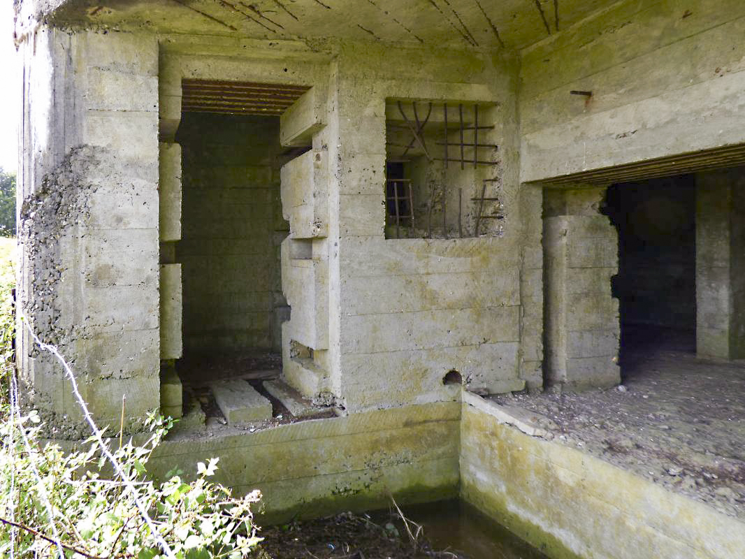 Ligne Maginot - CEZF-18 - LA CASSINE OUEST - (Casemate d'infanterie - double) -  - JMBrams