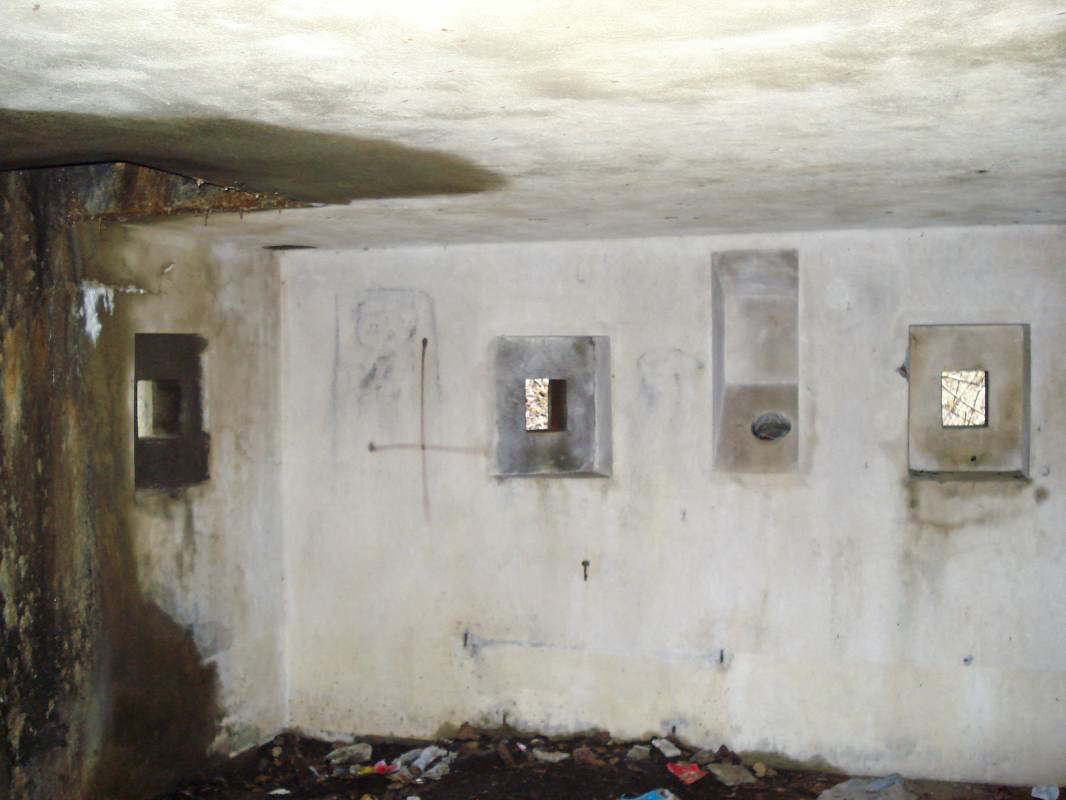 Ligne Maginot - MF11 - N - LA HATRELLE - (Poste GRM - Maison Forte) - L'intérieur gauche - R Tucker