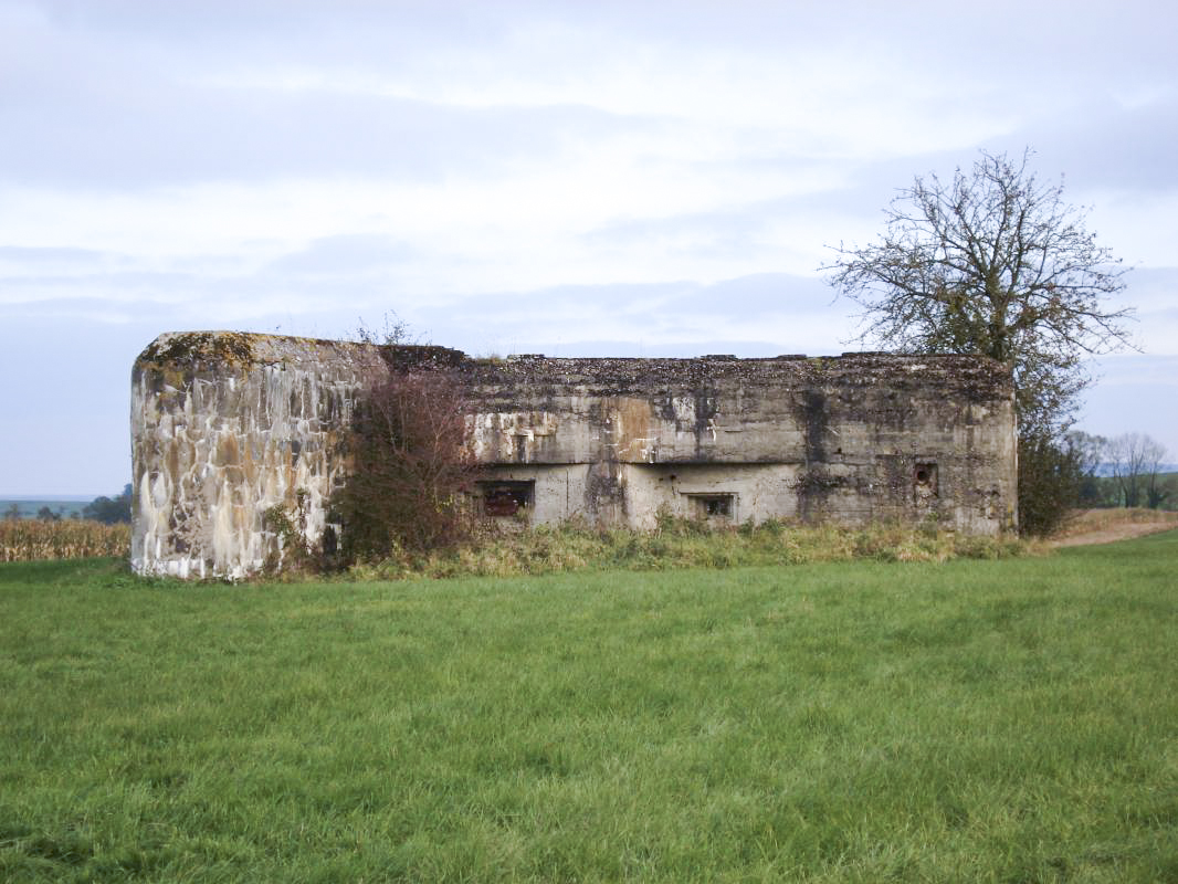 Ligne Maginot - CEZF-27  - LA HALLE SOUS LES COTES - (Casemate d'infanterie - double) - Face nord ouest - R Tucker