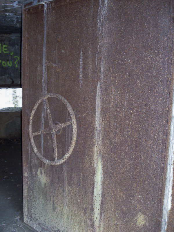 Ligne Maginot - MF15 - R - BOUCHON LOUIS VAL - (Poste GRM - Maison Forte) - L'entrée - R Tucker