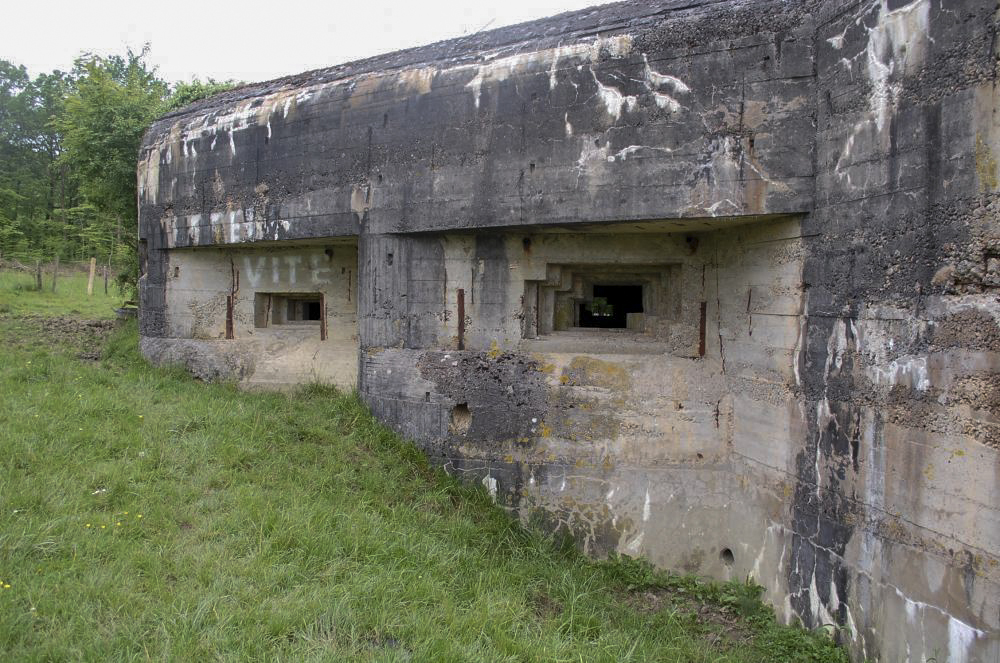 Ligne Maginot - CEZF-34  - LES TOURNILLONS - (Casemate d'infanterie - double) -  - Christian RICHON/devoitine520