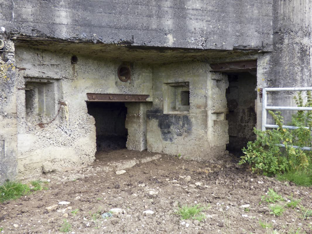 Ligne Maginot - CEZF-40 - FORET DE MANGIENNES - (Casemate d'infanterie) -  - JMBrams