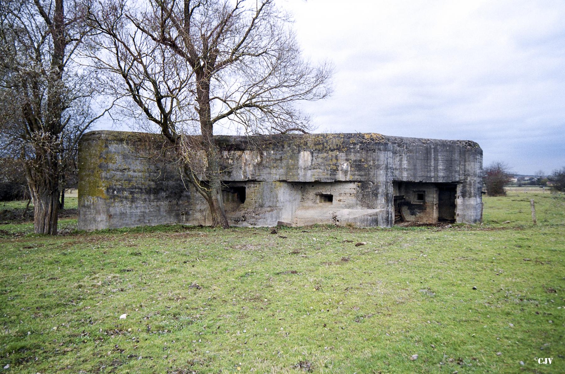 Ligne Maginot - CEZF-40 - FORET DE MANGIENNES - (Casemate d'infanterie) -  - Caspar Vermeulen