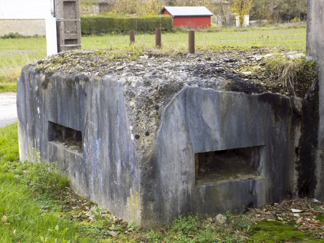 Ligne Maginot - R6 - AILLICOURT - (Blockhaus pour arme infanterie) -  - R Tucker