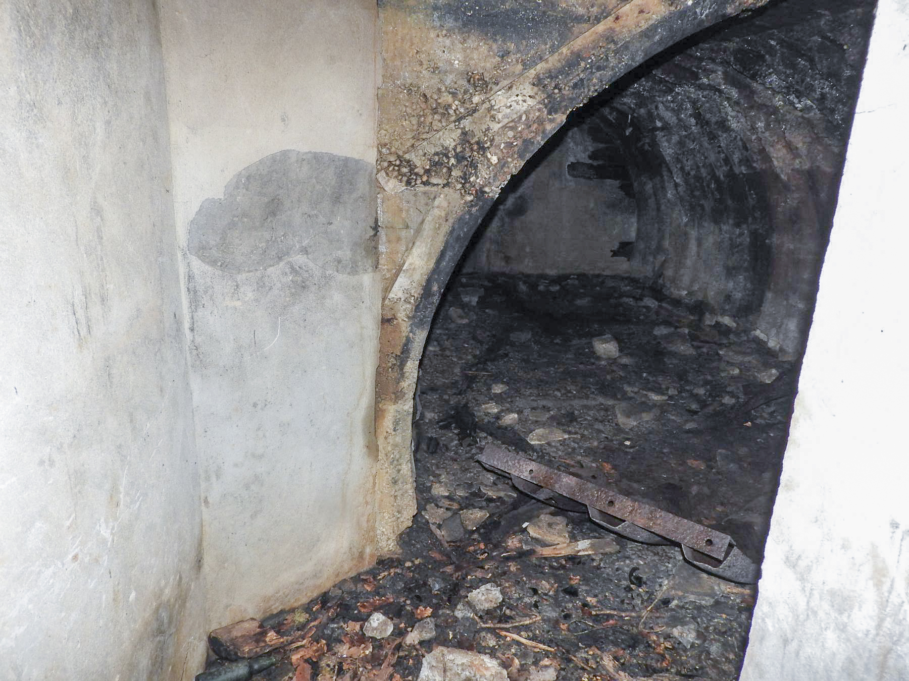 Ligne Maginot - BEWINKEL (I/174° RMIF) - (PC de Quartier) - Dans le couloir de l'entrée. - STENGER Mathieu