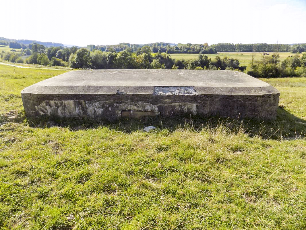 Ligne Maginot - 6 - BELLEVUE NORD - (Blockhaus pour arme infanterie) - L'arrière - R Tucker