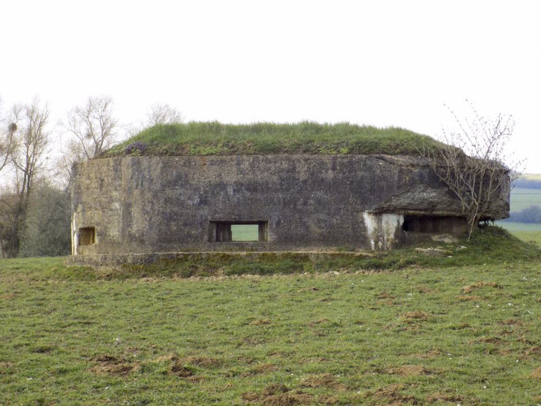 Ligne Maginot - 15BIS - PAMBOUR - (Blockhaus pour canon) - Pris du nord-est - R Tucker