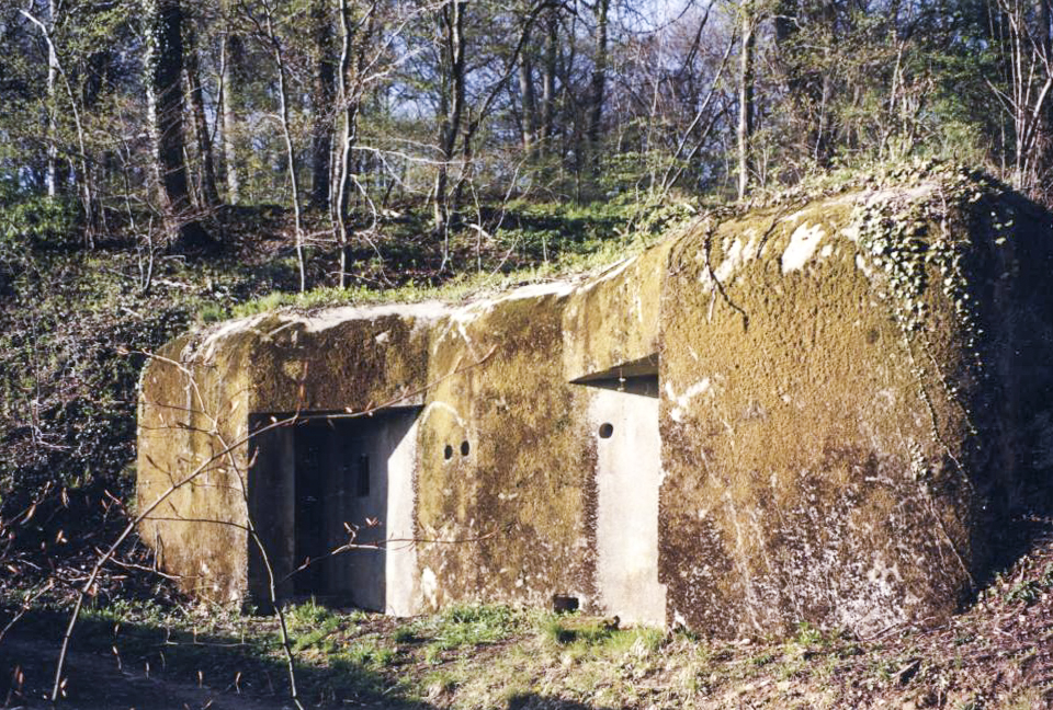 Ligne Maginot - BOIS DE LA COTE (169° RIF) - (PC de Sous-Secteur) - Le bâtiment abritant le central téléphonique du PC - Sylvie Laure LAMBERT