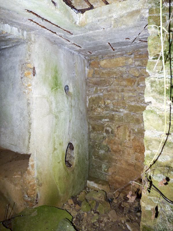 Ligne Maginot - 31A - LIPHE - (Blockhaus pour canon) - Semi-ouvert coté droite - JMBrams