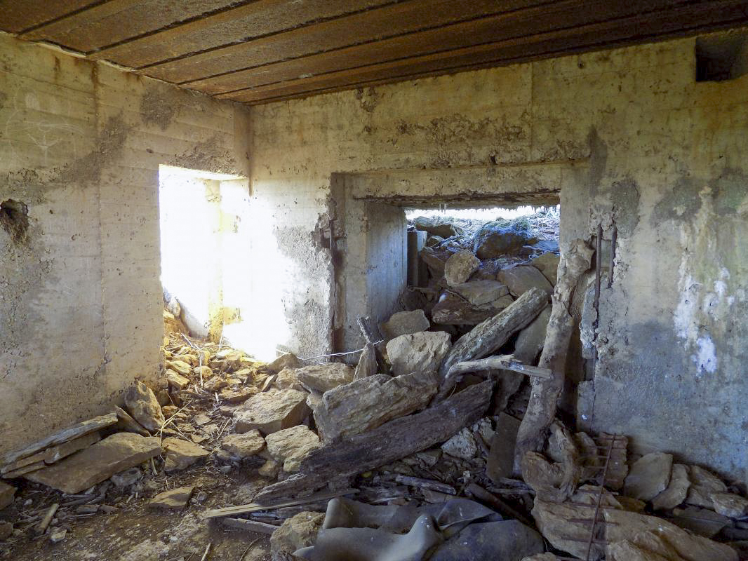 Ligne Maginot - 222 - SAURETERRE OUEST - (Blockhaus pour canon) - Les entrées - R Tucker