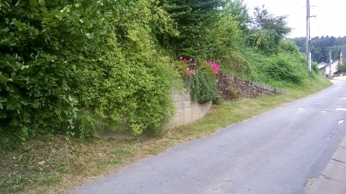 Ligne Maginot - Poste de secours d'ANGECOURT - Situé en face du n° 4 voie des vaches à Angecourt - beb08