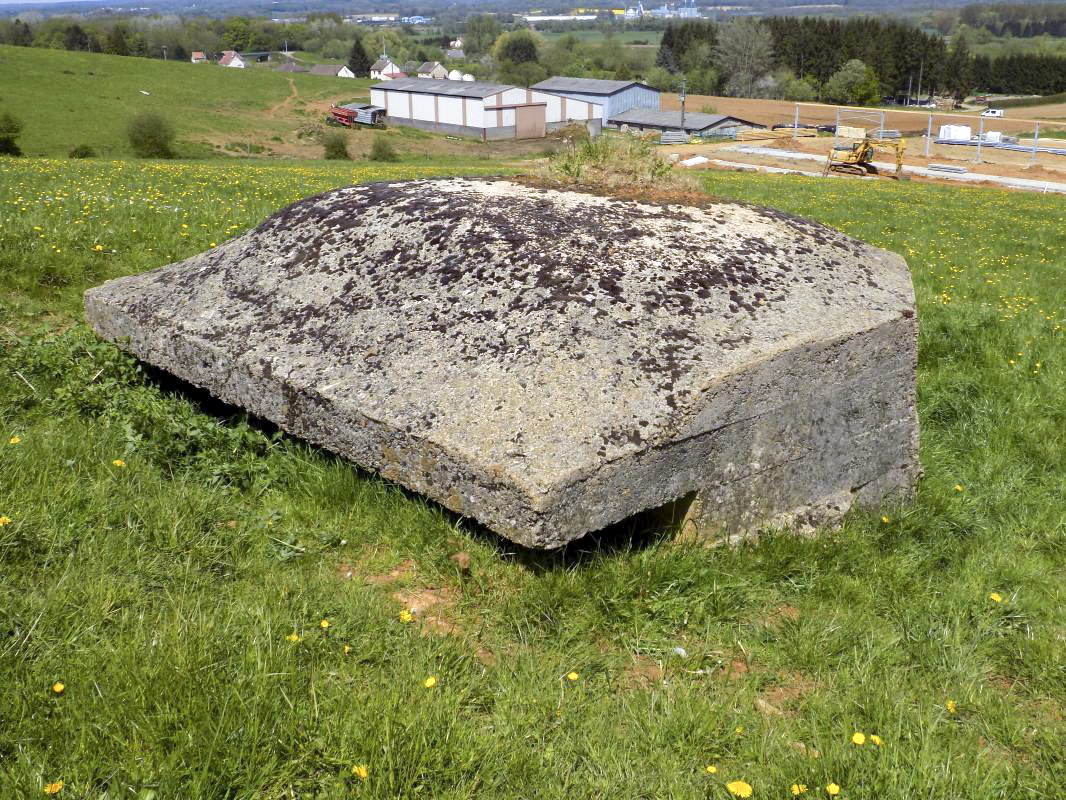 Ligne Maginot - BB129-G - GRAND MORT FONTAINE - (Blockhaus pour arme infanterie) - L'arrière droite - R Tucker