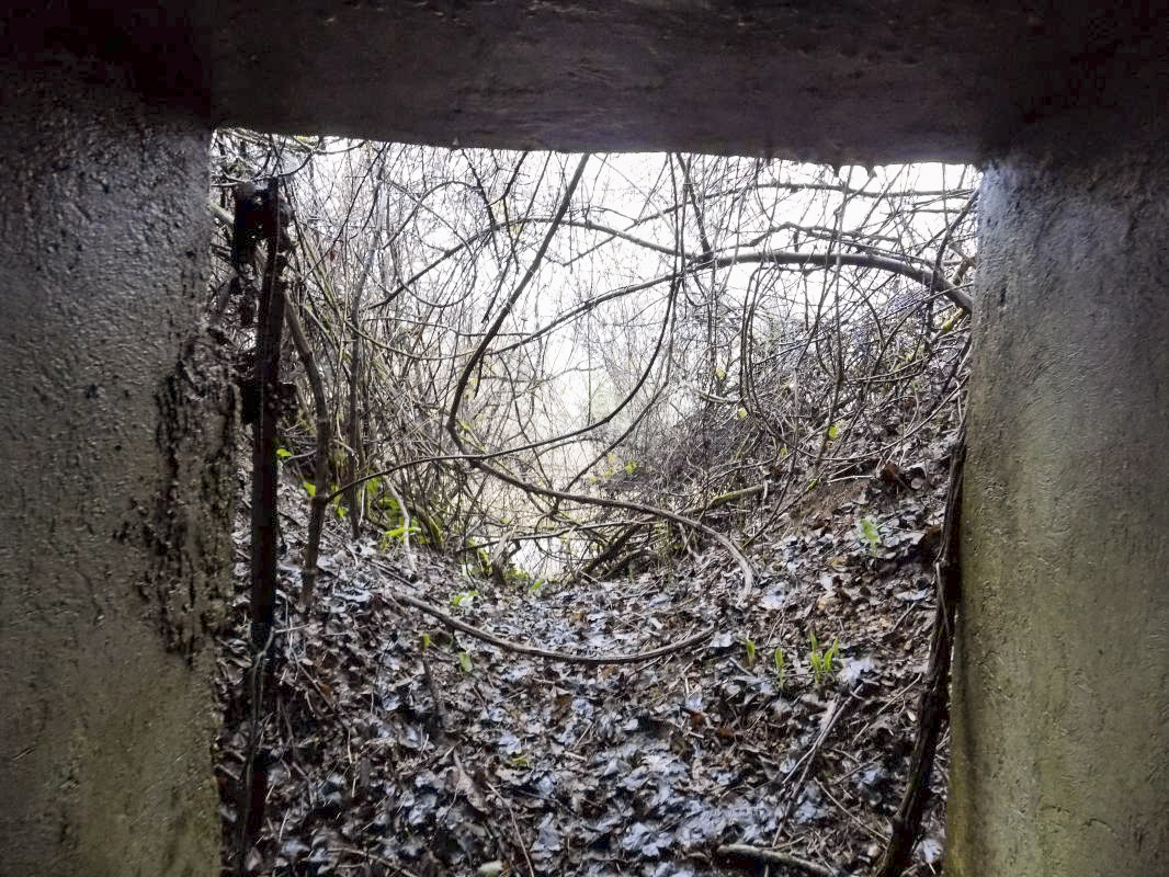 Ligne Maginot - CHAUMONT (SOUS-SECTEUR SEDAN - 147° RIF) - (PC de Sous-Secteur) - L'entrée nord - R Tucker