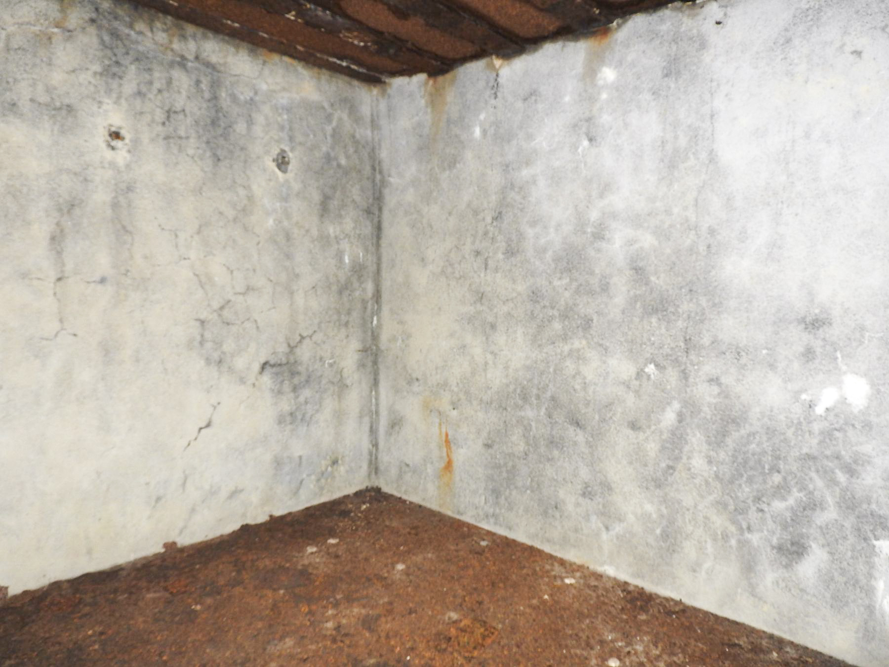 Ligne Maginot - FERME DE MOHRENHOF (166° RIF) - (PC de Sous-Secteur) - L'autre pièce du bâtiment principal. - STENGER Mathieu