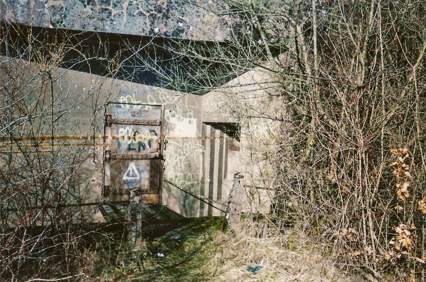 Ligne Maginot - HETTANGE GRANDE - X8 (QUARTIER ROUSSY - III/168°RIF) - (Abri) - L'entrée de l'abri - THIL Anthony