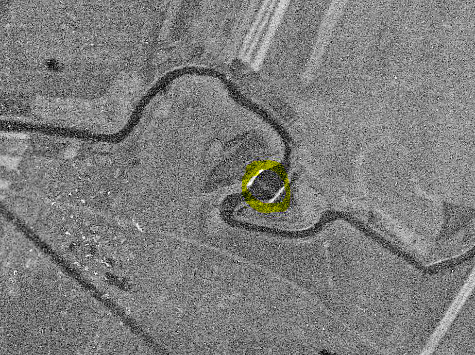 Ligne Maginot - MUTTERBACH - SEUIL 3 - (Inondation défensive) - Le seuil, typique des autres constructions du même type, tel que visible en 1938. Remarquer la canalisation du cours d'eau en amont et aval du seuil pour en garantir la largeur du fossé humide ainsi constitué. - IGN