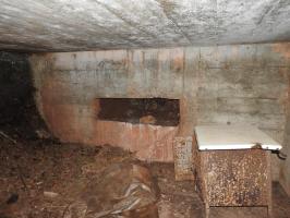 Ligne Maginot - FROHMUHL NORD - (Blockhaus pour canon) - Le créneau de tir. L'entrée matériel est juste à côté.