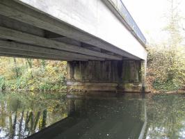 Ligne Maginot - 1.0 M - (DMP - Dispositif de Mine Permanent) - On voit les crochets sous le pont pour les caisses d'explosif
Photo du pont actuel (2015)