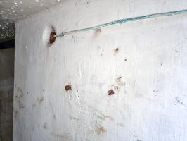 Ligne Maginot - 27M - (Chambre de coupure) - Ancien emplacement du boîtier de connexion pour troupes de campagne