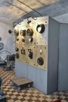 Ligne Maginot - GUENTRANGE (FESTE DE) - (Ouvrage d'artillerie) - L'usine électrique
Convertisseurs 400V - 110V continus
Armoire de commande électrique