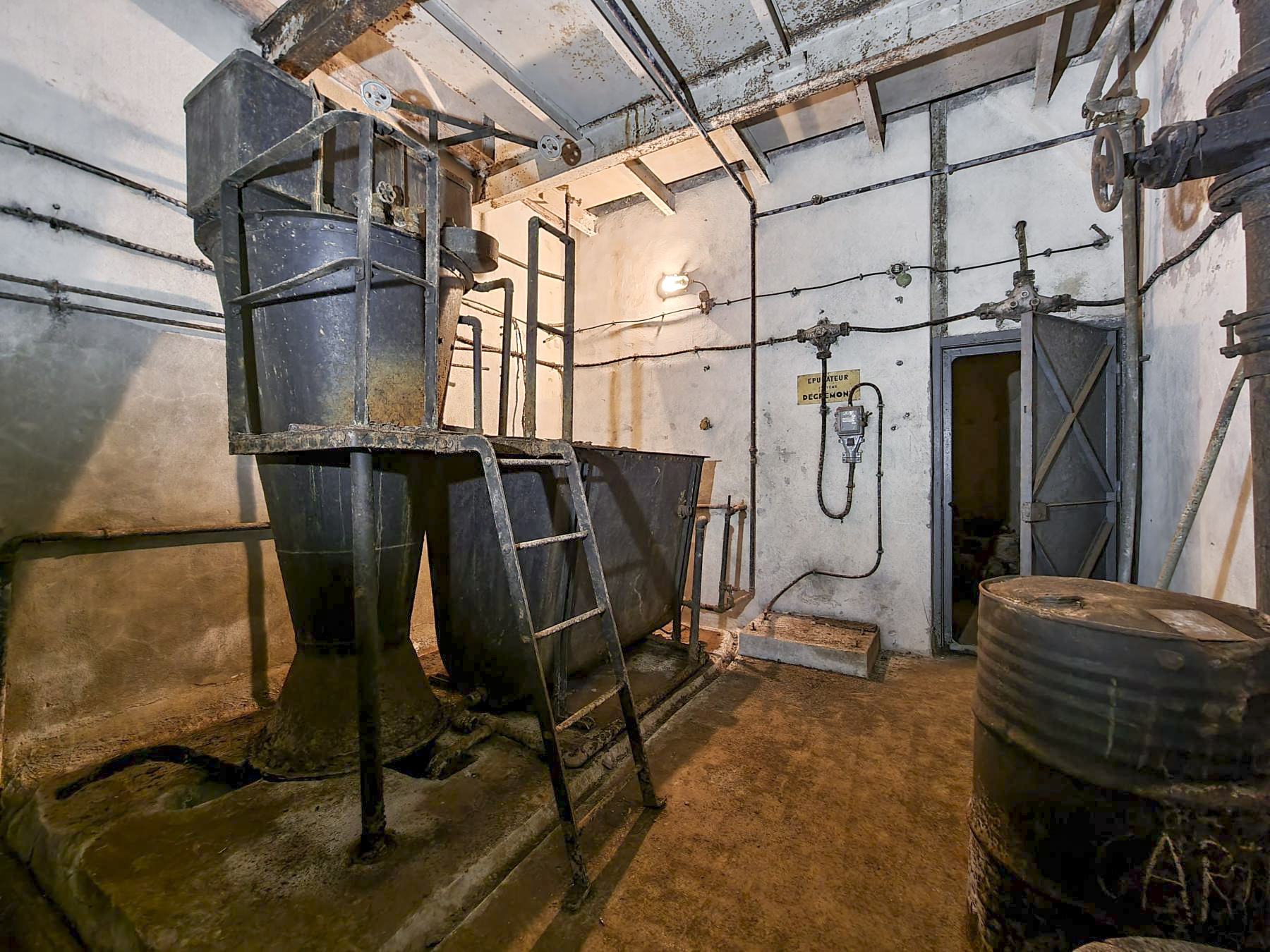 Ligne Maginot - HACKENBERG - A19 - (Ouvrage d'artillerie) - Réservoirs d'eau et puits - DK_Antoine4